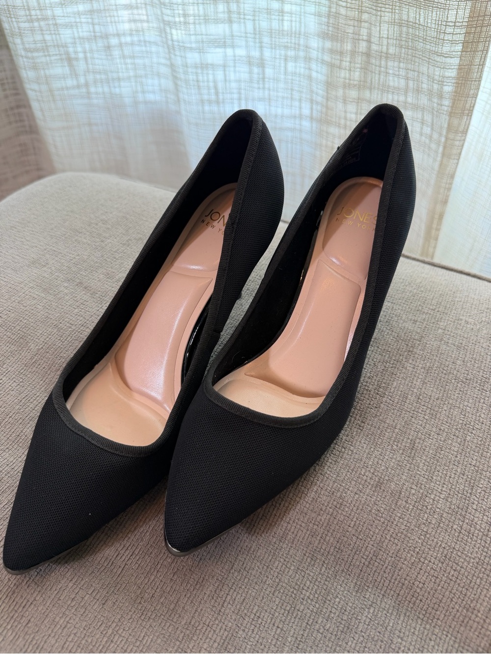 Jones New York Black Pointed Toe Classic Pumps Textile